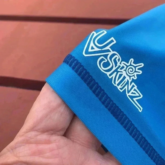 UVSkinz NWOT 50+ UV protection, short sleeve T-shirt - Picture 3 of 7